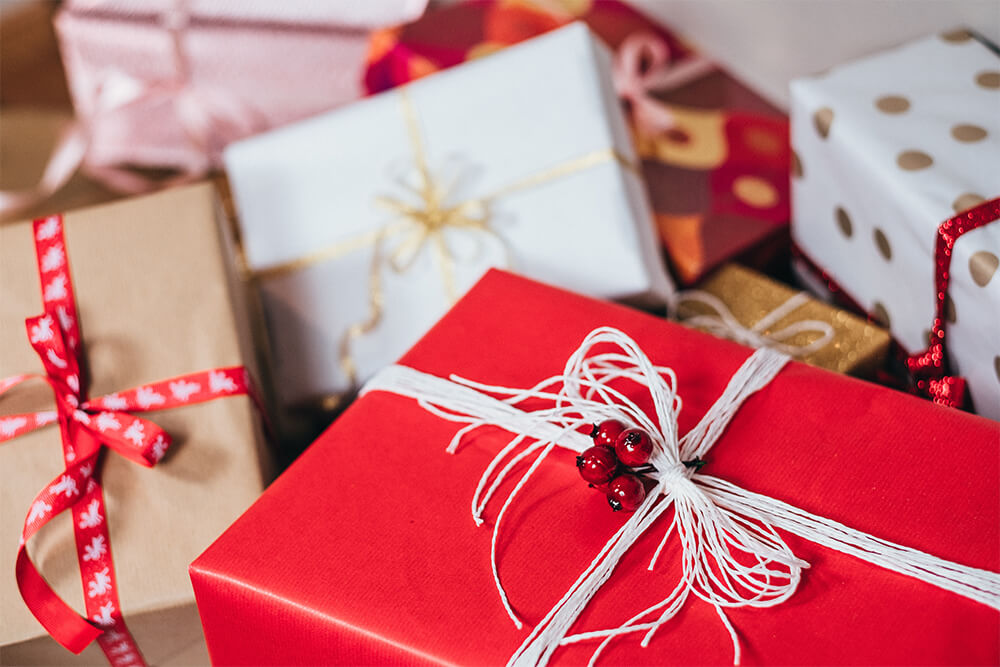 Holiday Shipping with Postal Connections Stayton, OR